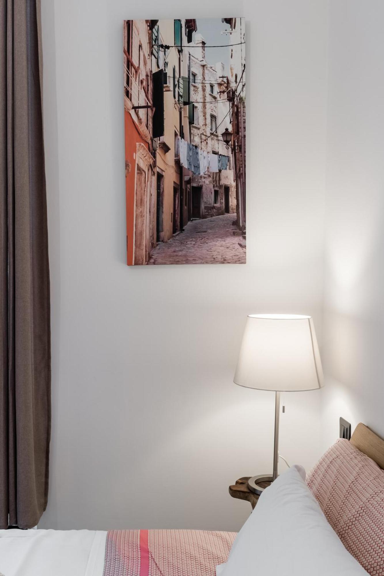 Acquario 5 Minuti, 1Br , Free A-C, Wifi & Netflix "City Center" By Tilo Genoa Exterior photo